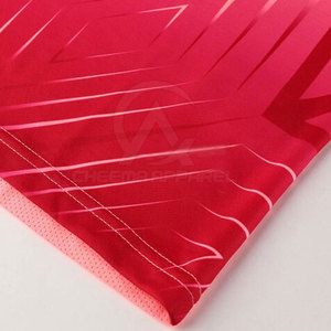 เสื้อและกางเกงฟุตบอลที่ดีที่สุด ผลิตจากวัสดุที่ทนทาน พร้อมขอบเอวยางยืด สวมใส่สบาย เหมาะสำหรับการแข่งขัน - Product Image 4