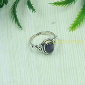 Bague en améthyste violette, bague en pierre précieuse, bague en pierre violette, bague en argent 925, bague minimaliste pour femmes - Product Image 3