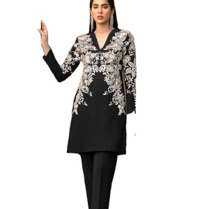 งานปักเทียม Georgette ของนักออกแบบล่าสุด Kurti ตั้งโดย Fab Zone - Product Image 1
