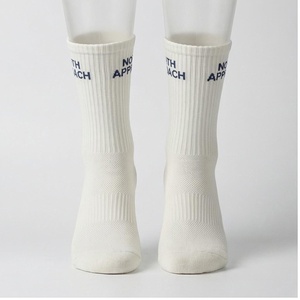 Chaussettes North Apple Crew blanches avec imprimé lettres, en coton respirant, pour usage quotidien, décontractées, pour adultes, été - Product Image 1
