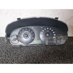 ชุดหน้าปัดเรือนไมล์มือสอง Avante รุ่น 940162D000 - Product Image 1