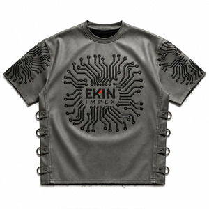 Camiseta Techwear Urbana Oversize con Diseño de Circuito, Bordado Futurista, Premium, de Alta Calidad, Secado Rápido, 100% Algodón para Hombre - Product Image 1