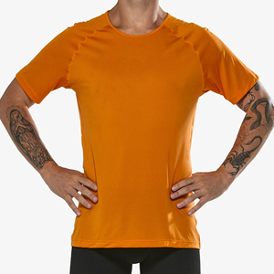 เสื้อยืดผู้ชายพรีเมียมทรงปกติ ผ้าฟลีซโพลีเอสเตอร์ 100% พร้อมโลโก้สั่งทำ แขนสั้น คุณสมบัติป้องกันการหดตัวและแห้งเร็ว - Product Image 1