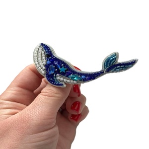 Broche de Lujo de Moda con Bordado de Cuentas de Semillas en Forma de Corazón, Broche de Solapa con Bordado de Cuentas de Semillas de Animales Lindos - Product Image 4