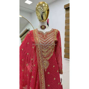Conjunto Sharara de mujer de color rojo Sonakshi Sinha para bodas inspirado en el estilo de actriz - Product Image 2
