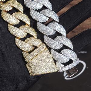 Pulsera de Cadena Chapada en Oro de Lujo con Cristales de Estrás Microincrustados, Estilo Hiphop para Hombre, Uso Diario - Product Image 3