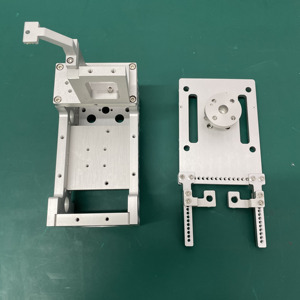 Pièces de tournage CNC de qualité supérieure, service d'usinage de précision en aluminium, composants industriels, fabricant OEM ODM - Product Image 3