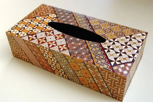 Elegante y Lujoso Dispensador de Papel Multiusos con Detalles Impresos en Esmalte, Diseño Impermeable para Hogares Modernos, Hoteles y Oficinas - Product Image 2