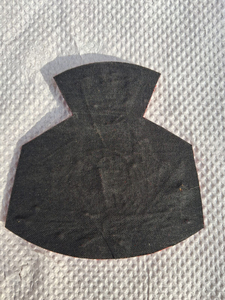 Insignias Bordadas a Mano con Hilo Metálico en Lienzo, Diseño 3D Personalizado, con Cierre de Mariposa, Tela de Alta Calidad, Precio Muy Bajo - Product Image 3