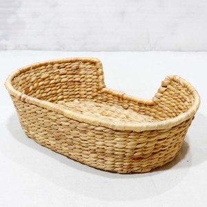Lit pour chat ovale en jacinthe d'eau avec coussin blanc non amovible, rembourrage en coton, doux, minimaliste, pour toutes les saisons, utilisation en chambre à coucher - Product Image 5