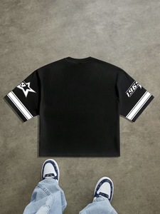 Maillot de football américain rétro personnalisé Exeliq, streetwear, respirant, sans manches, col en V, coupe classique, 100% polyester tissé - Product Image 4