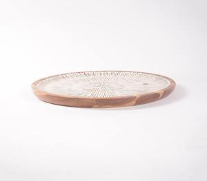 Platos de Madera Natural Sólida con Diseño de Patrones – Plato de Servir de Madera para Cocina, Restaurante y Catering - Product Image 3