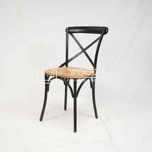 Silla de Comedor Moderna Europea de Hierro Sólido con Asiento de Madera - Muebles de Restaurante Resistentes al Agua para Uso Comercial - Product Image 2