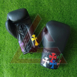 Nuevos Guantes de Boxeo Profesionales Winning Pro Fight, Color Negro, Guantes de Boxeo Personalizados con Diseño Chrome Heart, Hechos con Cuero Genuino - Product Image 2