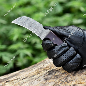 Cuchillo EDC Ergonómico de Acero de Damasco OEM de Alta Gama, Tipo Halcón, de Hoja Fija, Multifuncional para Supervivencia, Caza y Camping, de Venta Caliente - Product Image 4