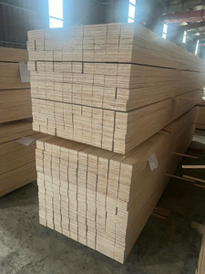 Poutre en LVL de pin du fabricant vietnamien, bois lamellé-collé pour coffrage de construction, échafaudage et support structurel - Product Image 4