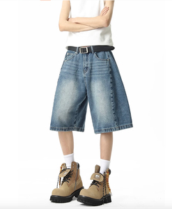 Pantalones cortos de mezclilla lavados de cintura alta para hombre, estilo casual holgado con trabillas para cinturón y cierre de botón, ideales para un look urbano. - Product Image 3