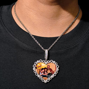 Colgante de Corazón con Foto Personalizada, Grabable, Collar con Imagen Personalizada, Chapado en Oro con Moissanita, Plata de Ley, Estilo Hiphop - Product Image 3