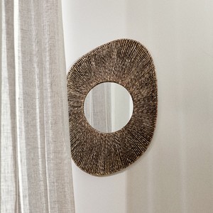 Handcrafted Seagrass <b>Round</b> <b>Wall</b> <b>Mirror</b> Rustic Bohemian Decorative <b>Mirror</b> for Home Hotel Resort Interior Design - Product Image 1