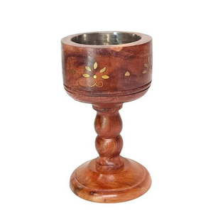 Quemador de Bakhoor de madera con detalles de latón que ofrece un aspecto árabe auténtico y una durabilidad prolongada para uso diario. - Product Image 5