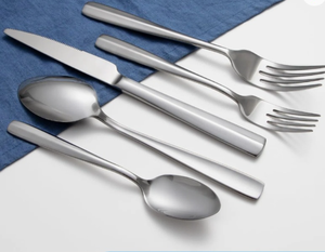 Ensemble de couverts en acier inoxydable de qualité supérieure, 20 pièces, pour 4 personnes (fourchettes, cuillères et couteaux), compatible lave-vaisselle, au meilleur prix - Product Image 4