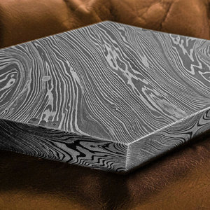 Cendrier en acier Damas de qualité supérieure, design artistique, durable, résistant à la chaleur, pour cigares et cigarettes - Product Image 3