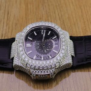 Reloj Splendid Diamond Moissanite para Hombre, Analógico de Cuarzo, Caja de Lujo, Números Romanos, Cierre Oculto, Cristal de Zafiro de 28 mm, Movimiento ETA - Product Image 5