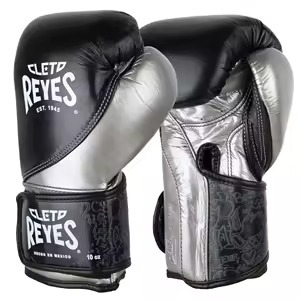 Guantes de Boxeo Cleto Reyes de 10 Oz, de Cuero, con Cordones y Correa Ajustable para la Muñeca - Product Image 6