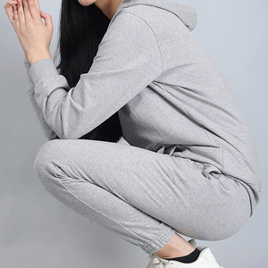 Nuevo Conjunto Deportivo para Mujer en Oferta, Ropa de Entrenamiento, Conjuntos Deportivos para Mujer Más Vendidos, Conjuntos Deportivos Personalizables para Mujer - Product Image 5