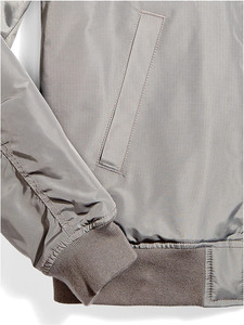 Veste bomber pour homme de qualité supérieure, streetwear, broderie, logo personnalisé, fermeture éclair, surdimensionnée, imperméable, veste bomber vintage pour homme - Product Image 4