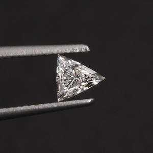 เพชร CVD ทรงสามเหลี่ยม ขนาด 0.50-3.00 กะรัต ขัดเงาด้วยมือ ได้รับการรับรองจาก IGI เพชรเพาะเลี้ยงในห้องปฏิบัติการ สำหรับทำเครื่องประดับ - Product Image 5