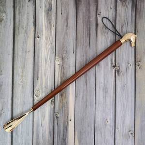 Bastón Clásico de Cuerno de Búfalo Natural Pulido, Elegante y Rústico, Hecho a Mano, Coleccionable, Bastón Navideño - Product Image 1