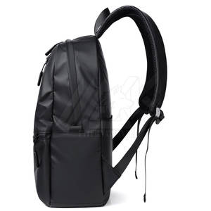 Mochila de Cuero de Moda Hecha en Pakistán, con Logotipo Personalizado, Ligera, en Oferta - Product Image 3