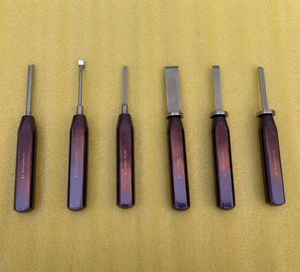 Juego de 6 Instrumentos Quirúrgicos Ortopédicos para Rodilla, Acero Inoxidable Alemán, Reutilizables y Autoclavables - Product Image 4