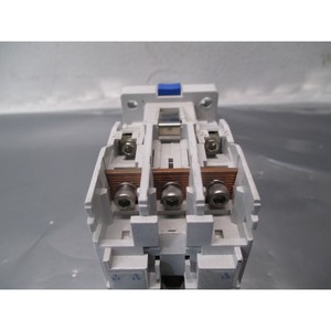 Eaton CE15FN3Y1 Cutler-Hammer SER B1, Tamaño K4, 3 - Equipo y Piezas de Semiconductores de Confianza con Legado Global - Product Image 3