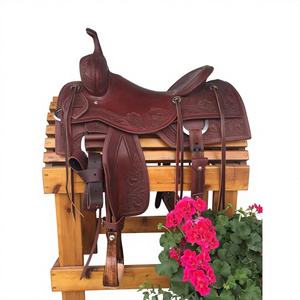 Selle d'équitation anglaise en cuir de buffle véritable, durable et confortable, avec design gravé, pour la course et l'équitation européenne. - Product Image 2