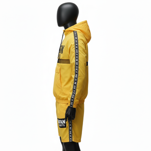 ชุดเซ็ตเสื้อแจ็คเก็ตกันลมและกางเกงขาสั้นลำลองสำหรับผู้ชาย ผ้าโพลีเอสเตอร์แห้งเร็ว แผงตาข่ายที่อก พิมพ์โลโก้ได้ตามต้องการ มีไซส์ใหญ่ - Product Image 3