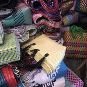 HOT SELLING <b>Waterproof</b> Handwoven Plastic <b>Tote</b> <b>Bag</b> Lightweight Durable Summer Shopper <b>Bag</b> For Daily Shopping - Product Image 4