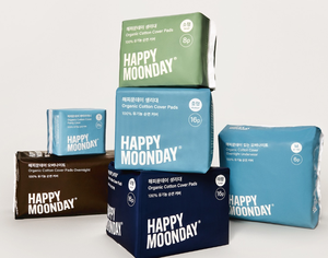 แผ่นอนามัยออร์แกนิคคอตตอนขนาดกลาง Happy Moonday พร้อมแกนซึมซับบางพิเศษและปีกแบบสบายสำหรับผู้หญิง - Product Image 1
