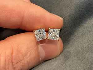 Pendientes de Diamantes Moissanite de Corte Princesa de Alta Calidad, Chapados en Oro con Plata de Ley 925, Joyería Elegante para Mujer, Regalo - Product Image 2