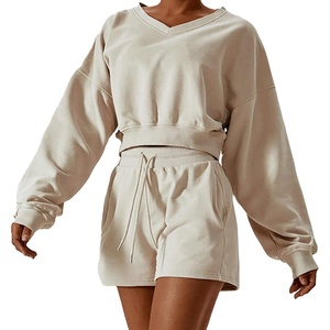 Ensembles pour femmes, vêtements de sport en coton de haute qualité, logo personnalisé, pour l'hiver, sweat-shirt et short de sport pour femmes, ensemble de 2 pièces, tendance 2026 - Product Image 2