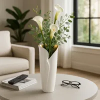 Jarrón Minimalista de Metal Blanco con Interior Dorado para Decoración Moderna del Hogar