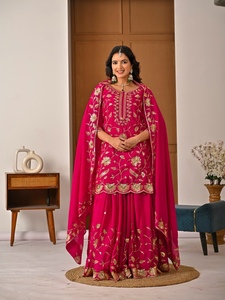 Elegante conjunto de lehenga choli de seda chinnon pesada con bordado de lentejuelas, mangas largas, ropa étnica festiva para bodas, para mujeres. - Product Image 5