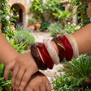 Ensemble de bracelets en résine multicolores brillants et larges pour femmes, vente en gros, fabricant OEM Inde, lot de 3 bracelets ronds larges - Product Image 3