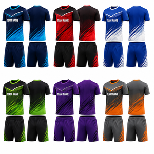 Uniforme de Fútbol Personalizado para Niños, Conjunto de Camiseta y Pantalones Cortos para Jóvenes, Sublimado con Nombre, Número y Equipo, Venta al Por Mayor OEM - Product Image 2