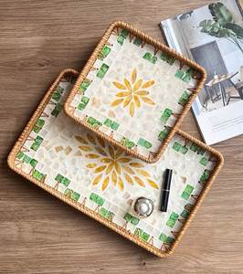 Plateau de service rond en rotin bohème avec incrustation de nacre, tressé à la main, motif floral, pour café, fruits, salle de bain, coiffeuse - Product Image 6