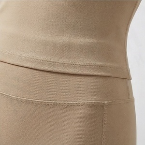 Conjunto deportivo de dos piezas ligero para mujer, sujetador deportivo, conjunto de gimnasio, top de yoga de talla grande y traje para entrenamiento atlético y ropa deportiva. - Product Image 5