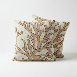 Funda de Cojín con Cierre de Cremallera, Diseño de Hoja de Arce Bordada con Cuentas, Hecha a Mano, Moderna, 100% Poliéster, Tema Otoñal - Product Image 2