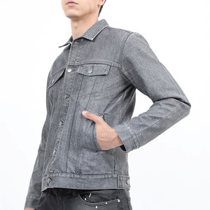 แจ็คเก็ตยีนส์ผู้ชายขายดีที่สุด บริการ OEM สำหรับฤดูหนาว ผ้าฝ้าย 100% สไตล์ไฮสตรีท โลโก้ด้านหน้าปรับแต่งได้ ขายส่ง - Product Image 2