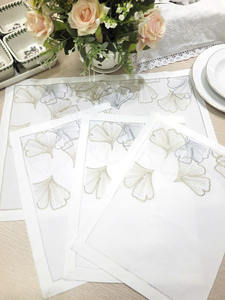 Ensemble de napperons et serviettes de table en coton blanc, brodés or et argent motif Ginkgo, lavables en machine, de luxe, personnalisés, vente en gros, pour la maison - Product Image 4